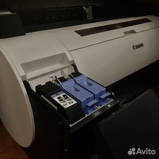 Широкоформатный принтер Canon imageprograf TM-200