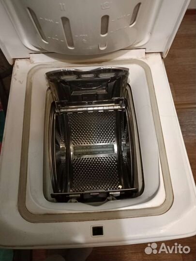 Стиральная машина с вертикальной загрузкой