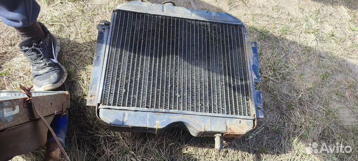 Радиатор охлаждения на Газ 31029 Волга