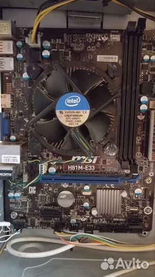 Материнская плата с процессором