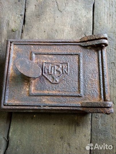 Дверца чугунная колосник