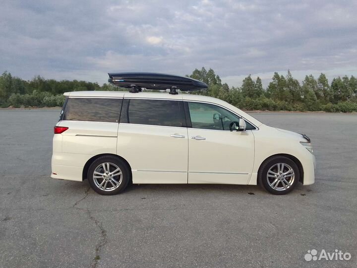 Аренда автомобиля с водителем