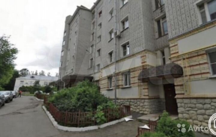 Комната 18 м² в 4-к., 1/6 эт.