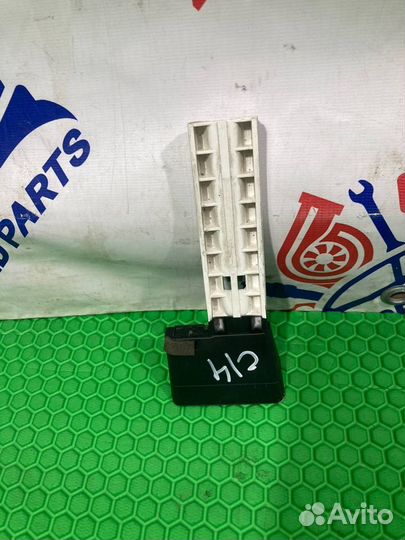 Рычаг стояночного тормоза Volkswagen Touareg 7L6