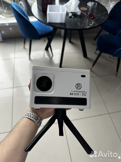 Мини проектор shugnest