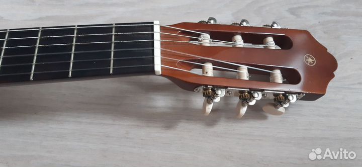 Гитара Yamaha c40