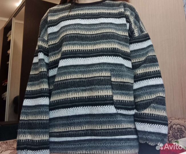 Ретро свитер