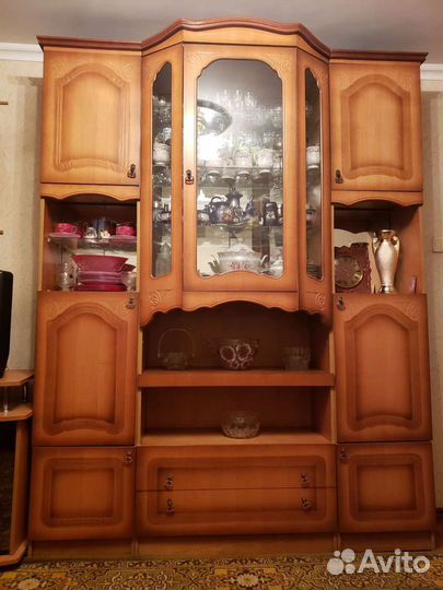 Стенка в гостиную бу