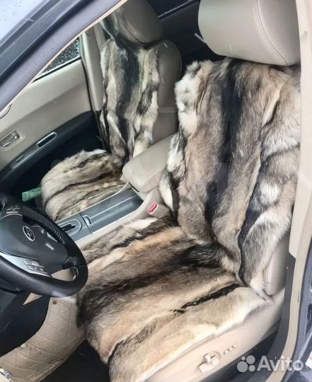 Меховые накидки на сиденья волк