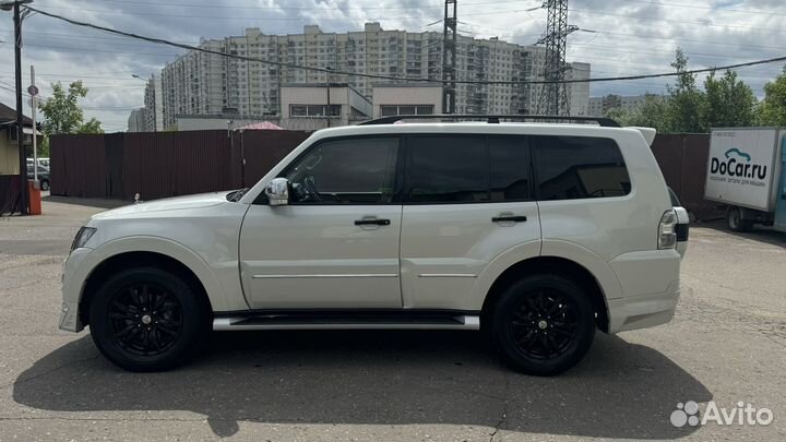 Mitsubishi Pajero 3.8 AT, 2019, 9 000 км