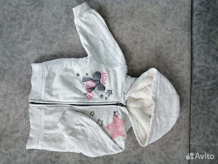 Теплая кофта для девочки