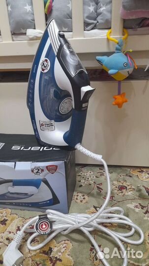 Утюг Polaris новый 3033