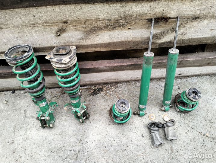 Комплект винтовой подвески Nissan leaf zeo/azeo