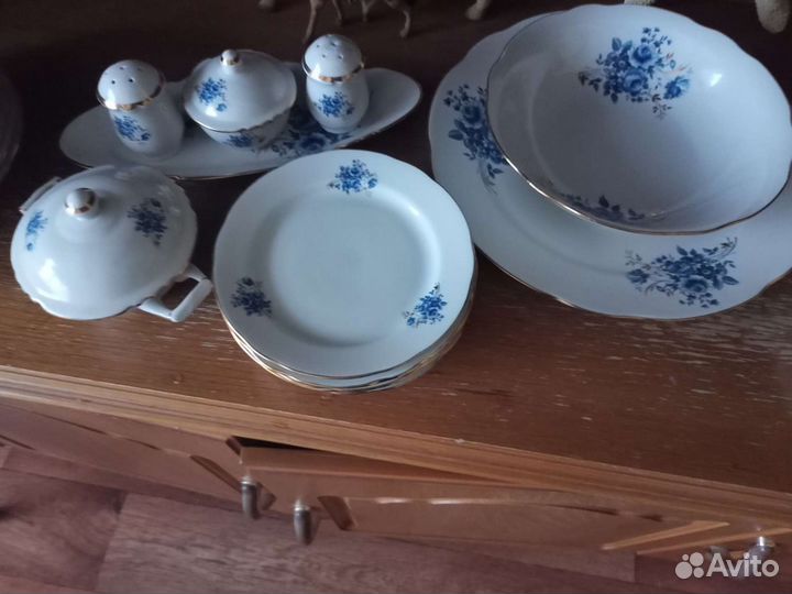 Сервиз столовый