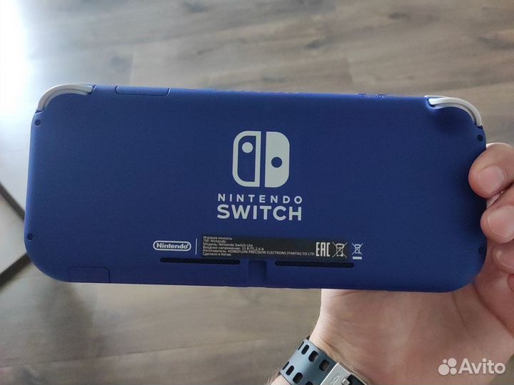 Nintendo switch lite