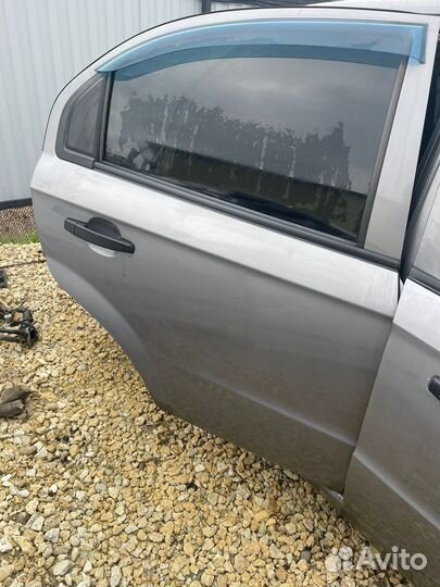 Дверь задняя правая chevrolet aveo т250
