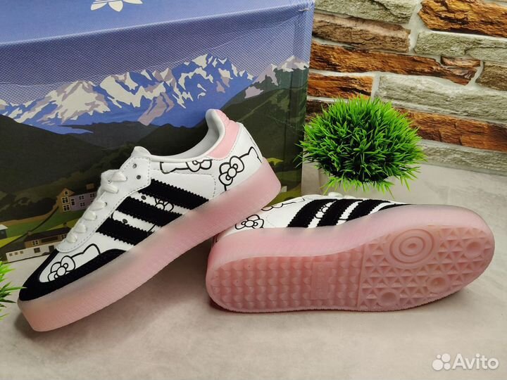 Кроссовки женские Adidas Samba Hello Kitty