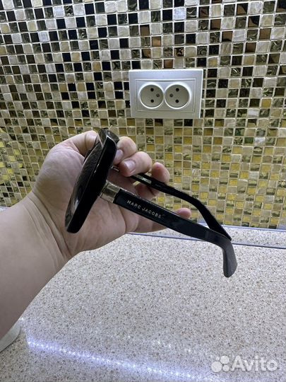 Солнцезащитные очки marc jacobs