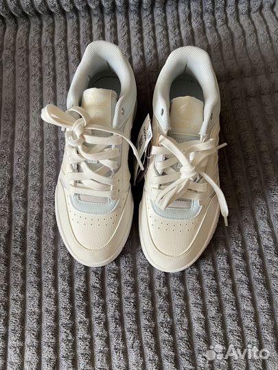 Adidas original Drop Step