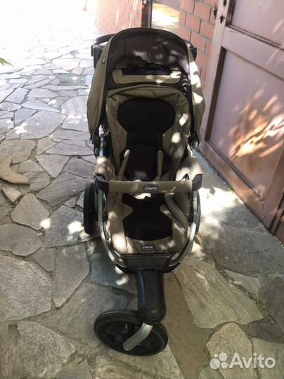 Коляска прогулочная трехколесная Chicco Activ 3