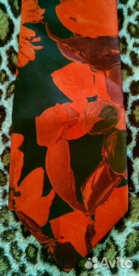 Галстук мужской.Пьер Карден. 100 шёлк