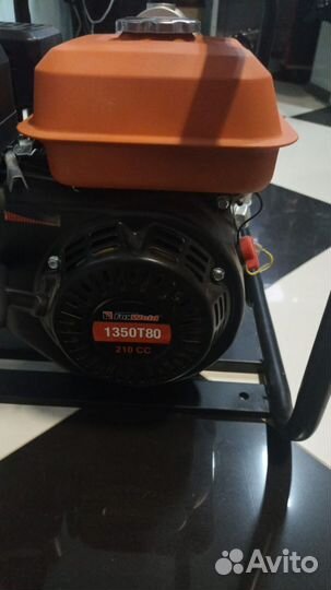 Бензиновая помпа