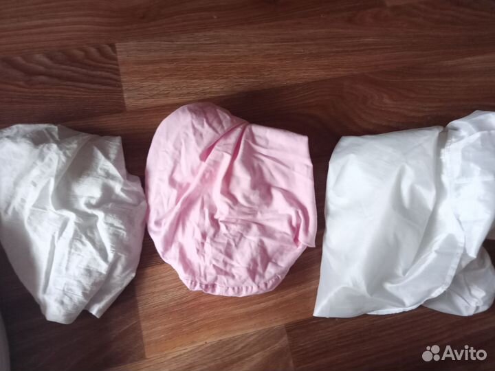 Продам матрас круглый, 2 наволочки,и наматрасник