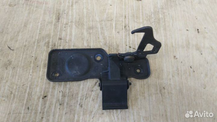 Замок капота Land Rover / Range Rover IV / L405