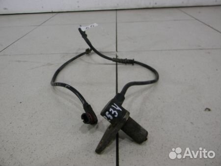 Датчик ABS передний