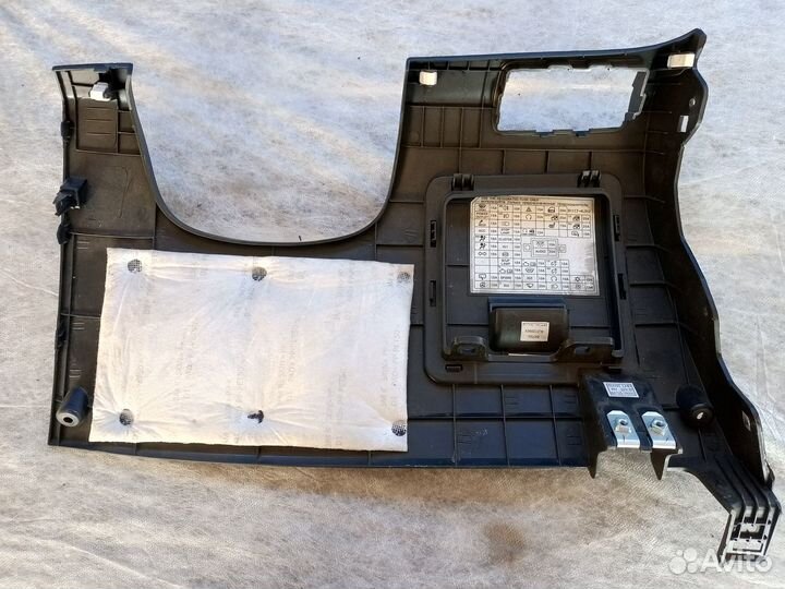 Накладка под колени водителя Hyundai Solaris 1