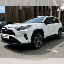 Toyota RAV4 2.0 CVT, 2020, 49 500 км, с пробегом, цена 3 399 000 руб.