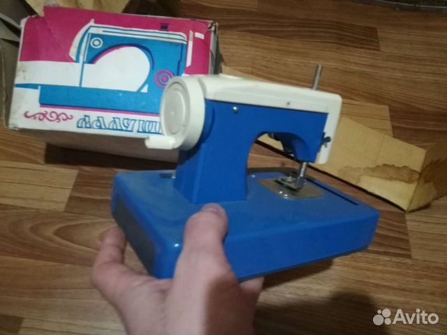 Детская швейная машинка ладушка новая