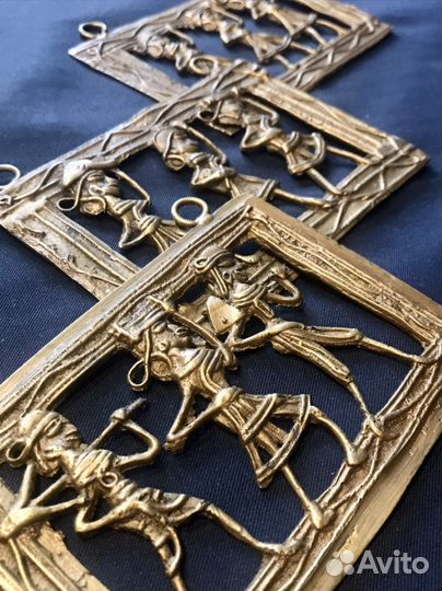 Барельеф бронзовый 1 шт