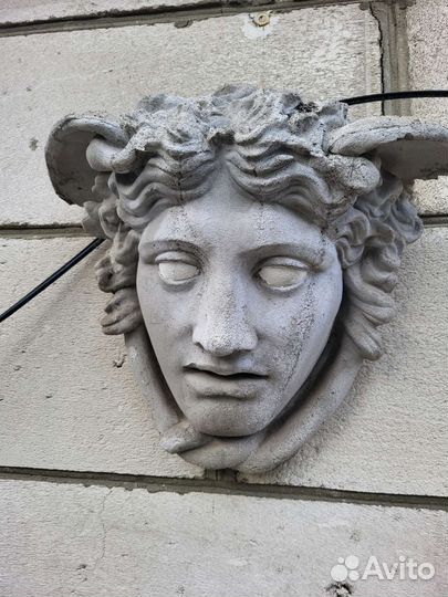 Гипсовый барельеф