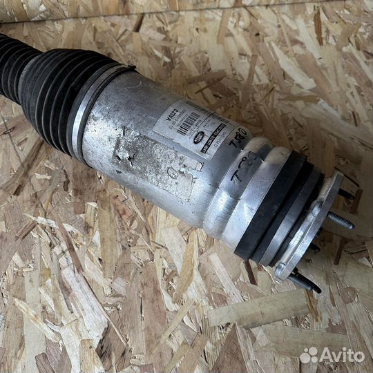 Range Rover Sport 2 Пневмоамортизатор правый