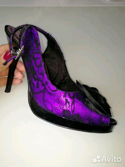 Босоножки женские