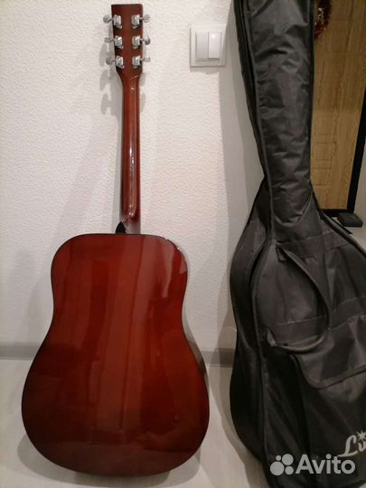 Акустическая гитара бу