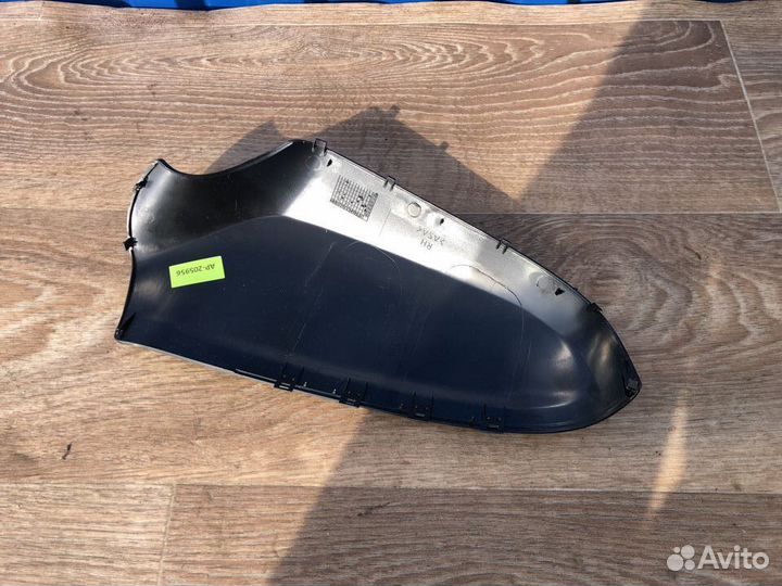 Накладка правого зеркала Астра H
