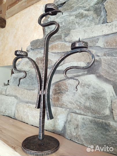 Канделябр на три свечи художественная ковка