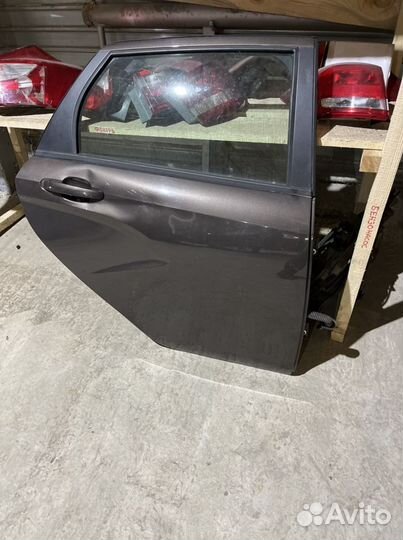 Дверь в сборе задняя правая LADA Vesta SW