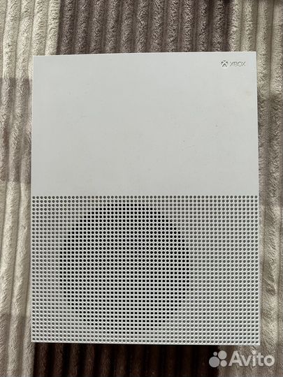 Игровая приставка xbox one s