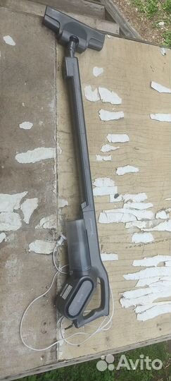 Вертикальный пылесос deerma