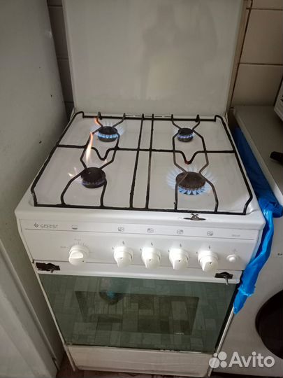 Газовая плита Гефест б\у