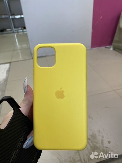 Чехлы на iPhone 11 про