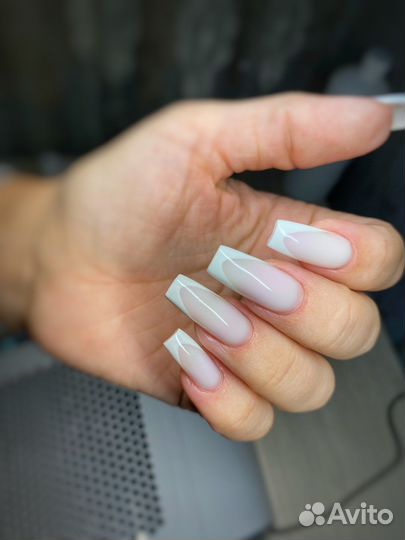 Маникюр педикюр