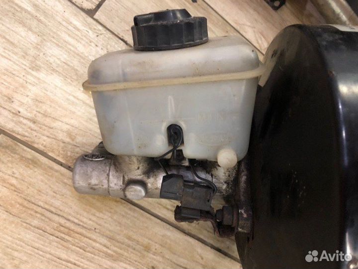 Вакуумный усилитель тормозов Kia Spectra седан