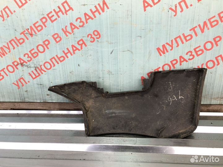 Левая часть заднего бампера Форд Куга 1