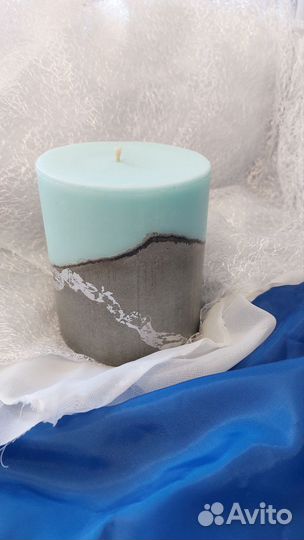 Свечи ручной работы на бетоне