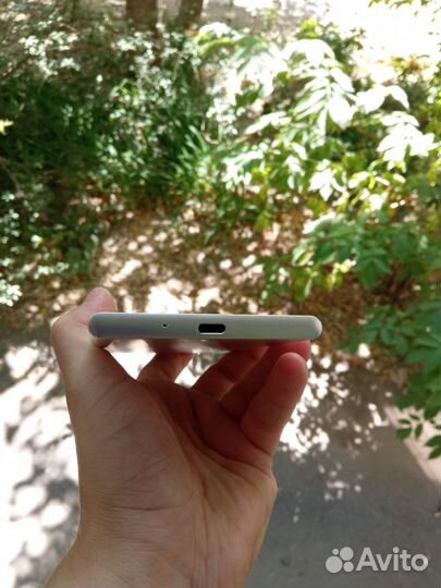 Sony Xperia XZ1 Dual, 4/64 ГБ