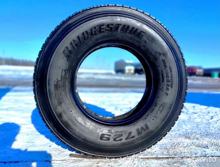 Bridgestone M729 315/117